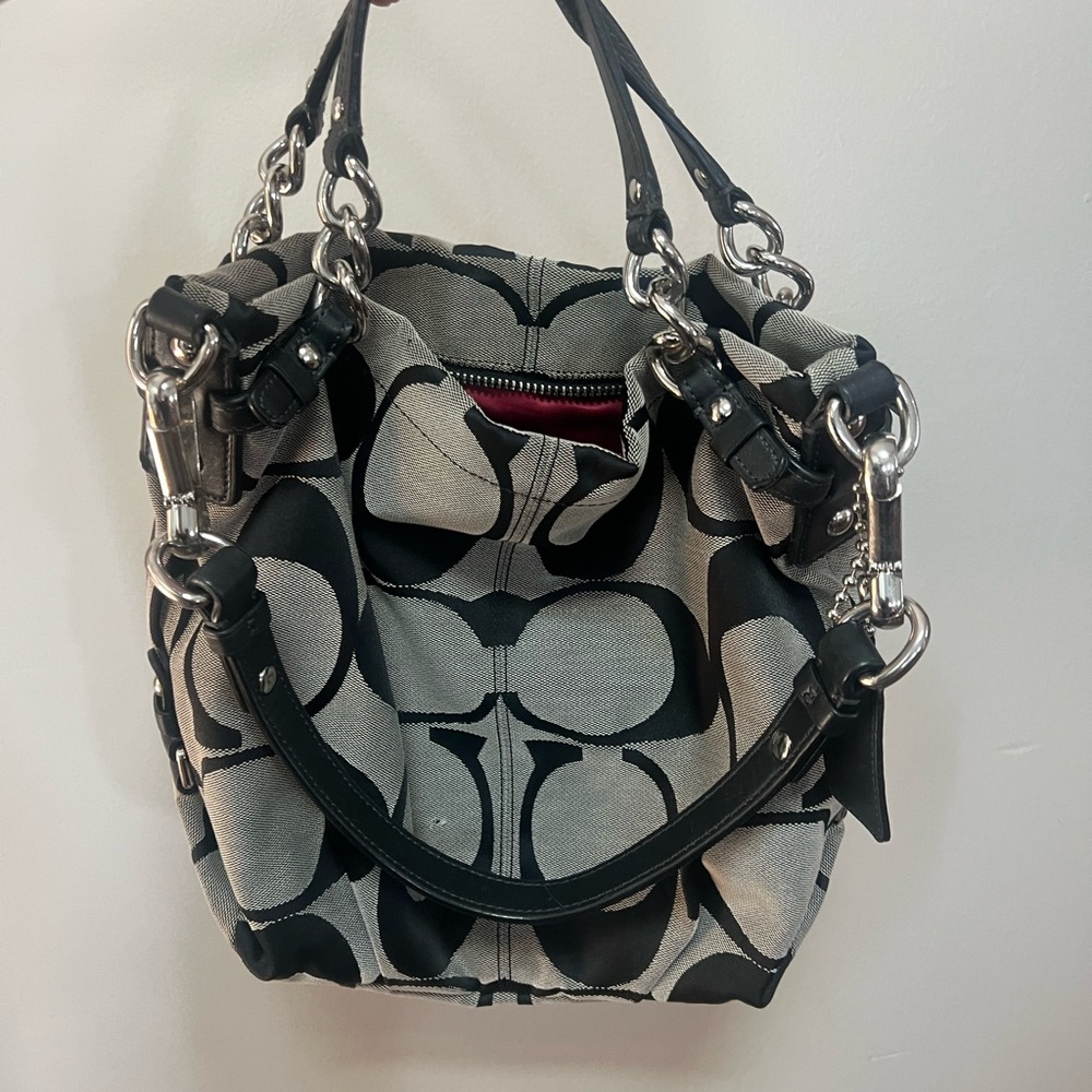 Coach Vintage Signature Brooke Canvas Hobo bag shoulder bag 90s y2k logo black